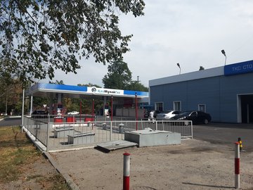 KazMunayGas petrol station with friendly service