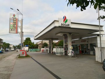 An image displaying the Socar gas station, situated in Kutaisi, Georgia