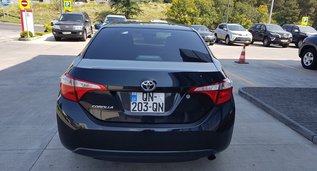Toyota Corolla, Petrol car hire in Georgia