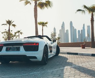 Audi R8, Automatic for rent in  Dubai