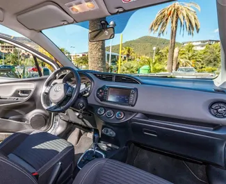 Toyota Yaris 2019 – прокат от собственников в Будве (Черногория).