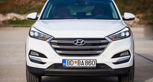 Rent a Hyundai Tucson in Budva Montenegro