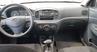 Cheap Hyundai Accent, 1.4 litres for rent in Crete, Greece