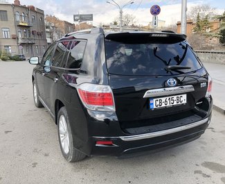 Toyota Highlander, Automatic for rent in  Tbilisi