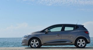 Rent a Renault Clio in Thessaloniki Greece