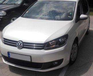 Rent a Volkswagen Touran in Burgas Bulgaria