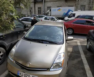 Автопрокат Toyota Prius в Тбилиси, Грузия ✓ №1806. ✓ Автомат КП ✓ Отзывов: 8.