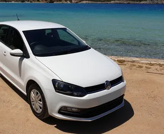 Petrol 1.0L engine of Volkswagen Polo 2018 for rental in Crete.
