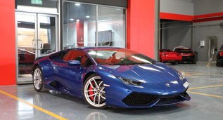 Rent a Lamborghini Huracan in Dubai UAE