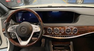 Mercedes-Benz S560, Automatic for rent in  Dubai