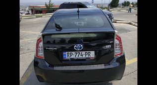 Toyota Prius, Automatic for rent in  Tbilisi