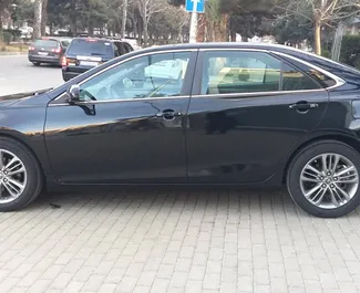 Petrol 2.5L engine of Toyota Camry 2015 for rental in Tbilisi.