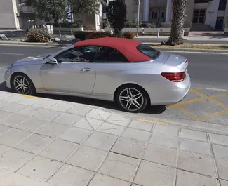 Mercedes-Benz E-Class Cabrio – автомобиль категории Премиум, Кабрио напрокат на Кипре ✓ Депозит 1000 EUR ✓ Страхование: ОСАГО, КАСКО, Молодой.