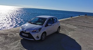 Toyota Yaris, Automatic for rent in  Bar