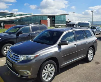 Front view of a rental Toyota Highlander in Tbilisi, Georgia ✓ Car #2236. ✓ Automatic TM ✓ 1 reviews.