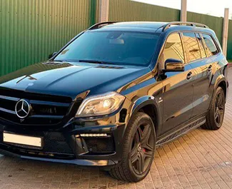 Front view of a rental Mercedes-Benz GL63 in Kaliningrad, Russia ✓ Car #2517. ✓ Automatic TM ✓ 0 reviews.