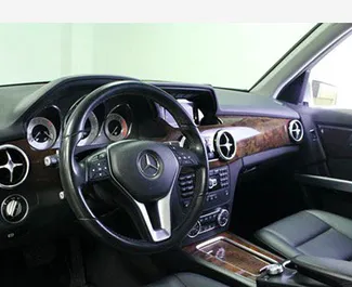Арендуйте Mercedes-Benz GLK350 2014 в России. Топливо: Бензин. Мощность: 249 л.с. ➤ Стоимость от 7670 RUB в сутки.