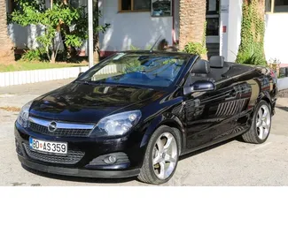 Автопрокат Opel Astra CC в Будве, Черногория ✓ №3156. ✓ Автомат КП ✓ Отзывов: 0.