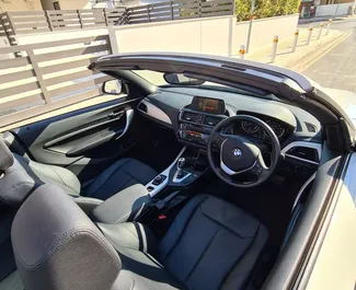 Арендуйте BMW 218i Cabrio 2017 на Кипре. Топливо: Дизель. Мощность:  л.с. ➤ Стоимость от 81 EUR в сутки.