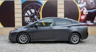 Rent a Toyota Prius in Baku Azerbaijan