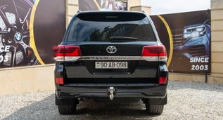 Toyota Land Cruiser, Automatic for rent in  Baku