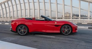 Ferrari Portofino, Petrol car hire in UAE