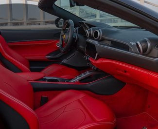 Rent a Luxury, Cabrio Ferrari in Dubai UAE