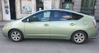 Cheap Toyota Prius, 1.5 litres for rent in  Georgia