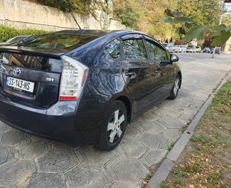 Арендуйте Toyota Prius в Кутаиси Грузия
