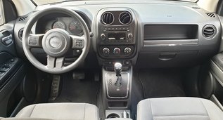 Jeep Compass, Petrol car hire in Georgia