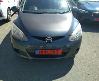 Арендуйте Mazda Demio в Ларнака Кипр
