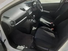 Mazda Demio – автомобиль категории Эконом напрокат на Кипре ✓ Депозит 600 EUR ✓ Страхование: ОСАГО, КАСКО, От угона.
