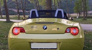 BMW Z4 Cabrio, Автомат для аренды в  Будва