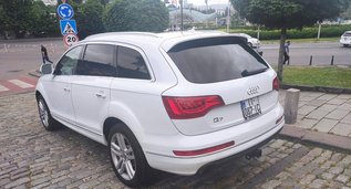 Audi Q7, Automatic for rent in  Tbilisi