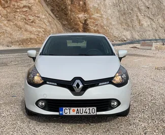 Front view of a rental Renault Clio 4 in Becici, Montenegro ✓ Car #4277. ✓ Manual TM ✓ 4 reviews.