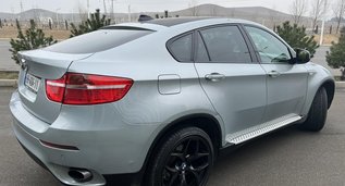 Недорогой BMW X6, 3.0 литров для аренды в  Грузия