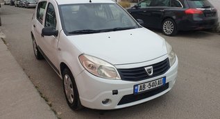 Rent a Dacia Sandero in Tirana Albania