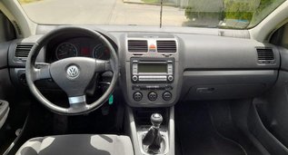 Volkswagen Golf, Gas car hire in Albania