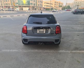 Mini Cooper, Petrol car hire in UAE