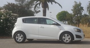 Chevrolet Aveo, Automatic for rent in  Barcelona
