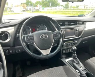 Toyota Auris, Manual for rent in  Barcelona