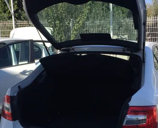 Арендуйте Skoda Octavia 2018 в Турции. Топливо: Дизель. Мощность: 115 л.с. ➤ Стоимость от 26 USD в сутки.