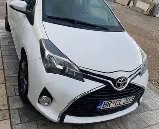 Автопрокат Toyota Yaris в Бечичи, Черногория ✓ №5430. ✓ Автомат КП ✓ Отзывов: 2.