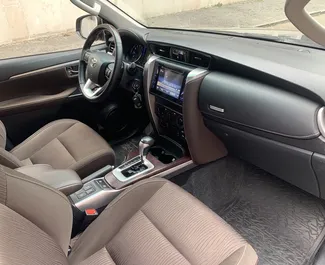 Petrol 2.7L engine of Toyota Fortuner 2019 for rental in Tbilisi.