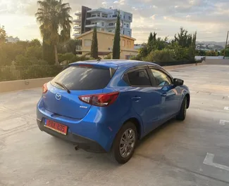 Mazda Demio – автомобиль категории Эконом напрокат на Кипре ✓ Депозит 350 EUR ✓ Страхование: ОСАГО, КАСКО, Молодой.