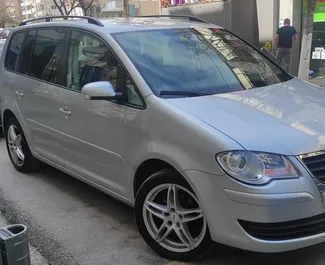 Front view of a rental Volkswagen Touran in Saranda, Albania ✓ Car #4557. ✓ Automatic TM ✓ 0 reviews.