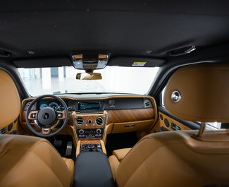 Rolls-Royce Cullinan, 2022 rental car in UAE