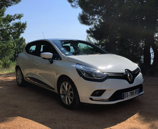 Renault Clio, Automatic for rent in  Budva