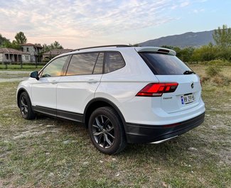 Volkswagen Tiguan, 2018 rental car in Georgia