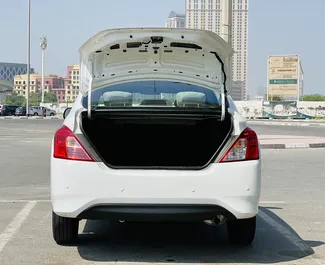 Арендуйте Nissan Sunny 2023 в ОАЭ. Топливо: Бензин. Мощность: 118 л.с. ➤ Стоимость от 70 AED в сутки.